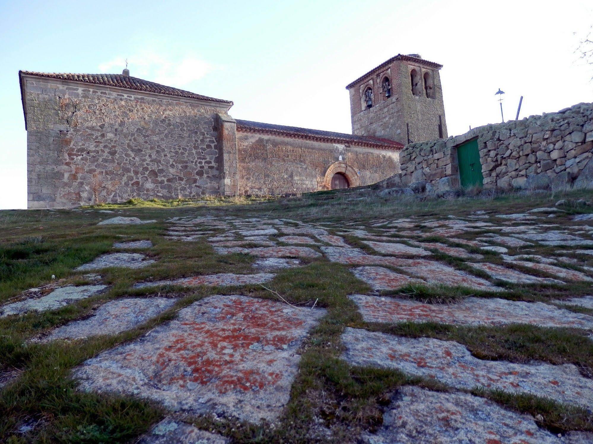 El Dolmen Country house
